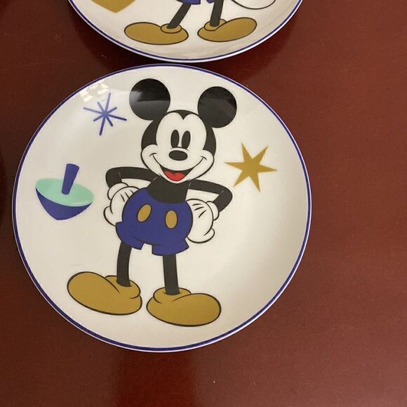 Disney Mickey & Minnie Mouse Set Of 4 Assorted Appetizer Plates Brand - Picture 5 of 6